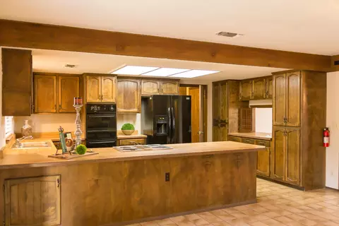 703 Collyer Dr, Redding, CA 96003 photo 6