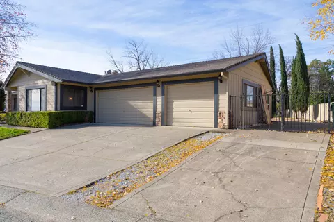 703 Collyer Dr, Redding, CA 96003 photo 3