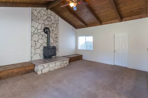 2462 Christian Ave, Redding, CA 96002 photo 4