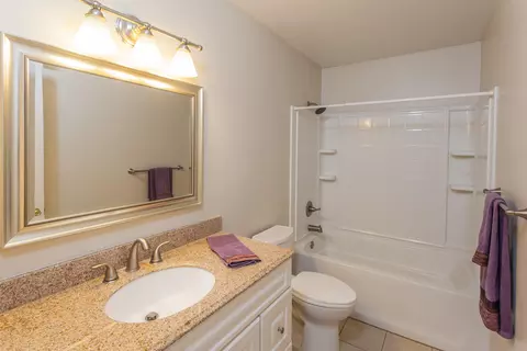 2462 Christian Ave, Redding, CA 96002 photo 8