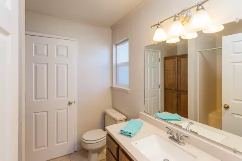 2462 Christian Ave, Redding, CA 96002 photo 10