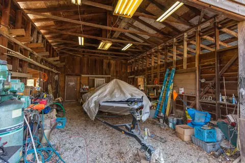 20950 Yogi Bear Ln, Redding, CA 96003 photo 16