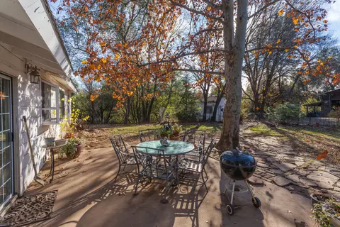 20950 Yogi Bear Ln, Redding, CA 96003 photo 24