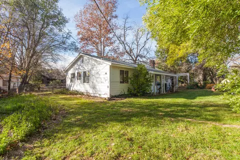 20950 Yogi Bear Ln, Redding, CA 96003 photo 1