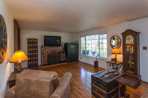 20950 Yogi Bear Ln, Redding, CA 96003 photo 35
