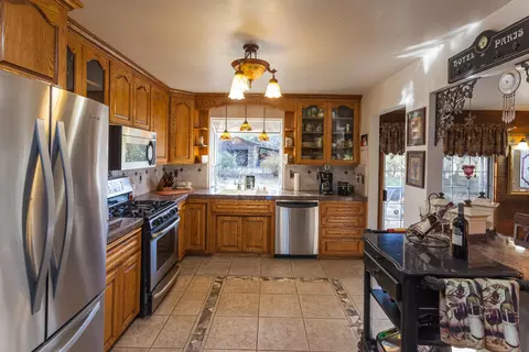 20950 Yogi Bear Ln, Redding, CA 96003 photo 30