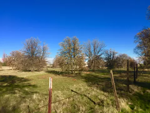1900 Stetson, Redding, CA 96003 photo 6