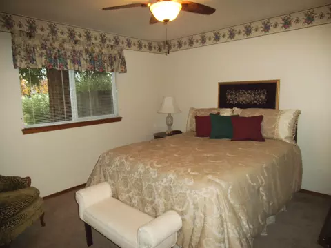 2098 Imelda Ct, Redding, CA 96001 photo 6
