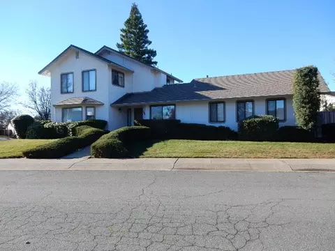 2098 Imelda Ct, Redding, CA 96001 photo 2