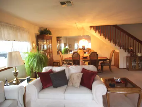 2098 Imelda Ct, Redding, CA 96001 photo 4