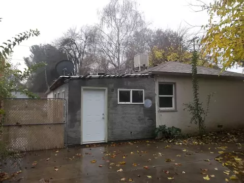 2742 Russell St, Redding, CA 96001 photo 14
