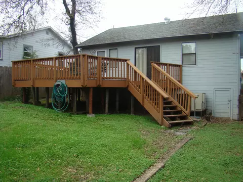 1573 Jay St, Redding, CA 96001 photo 8