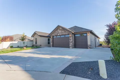 2113 Cadjew St, Redding, CA 96003 photo 23