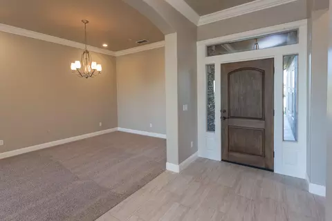 2113 Cadjew St, Redding, CA 96003 photo 2