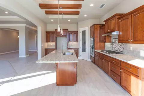 2113 Cadjew St, Redding, CA 96003 photo 6