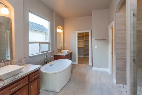 2113 Cadjew St, Redding, CA 96003 photo 10