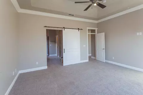 2113 Cadjew St, Redding, CA 96003 photo 9