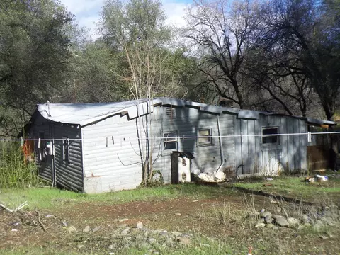 1805 Kenyon Dr, Redding, CA 96001 photo 5