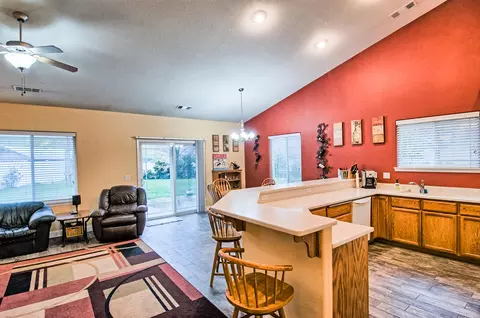 3342 Denali Ct, Redding, CA 96002 photo 10