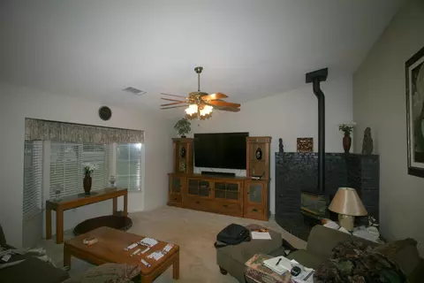 3469 Bridger, Redding, CA 96002 photo 3
