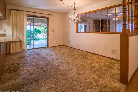 2917 Starlight Blvd, Redding, CA 96001 photo 3