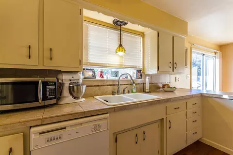 2130 Alden Ave, Redding, CA 96002 photo 9