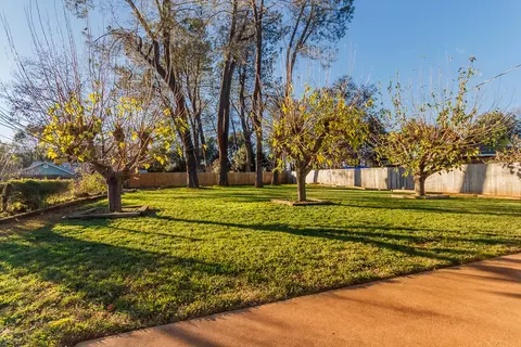 2130 Alden Ave, Redding, CA 96002 photo 2