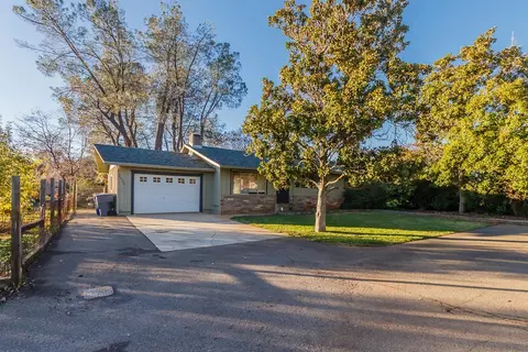 2130 Alden Ave, Redding, CA 96002 photo 3