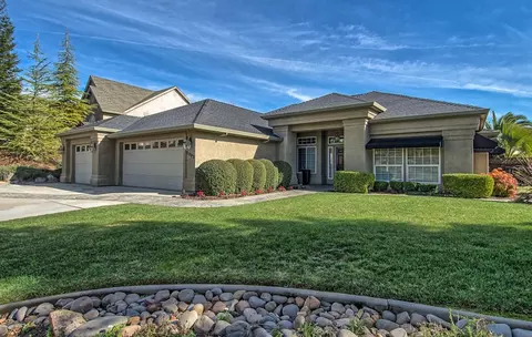 2395 Tradition Way, Redding, CA 96001 photo 1