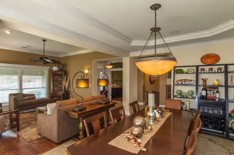 2395 Tradition Way, Redding, CA 96001 photo 5