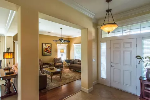 2395 Tradition Way, Redding, CA 96001 photo 3