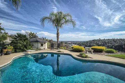 2395 Tradition Way, Redding, CA 96001 photo 19