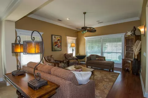2395 Tradition Way, Redding, CA 96001 photo 4