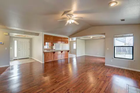 4470 Oak Glen Dr, Redding, CA 96001 photo 4