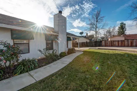 4470 Oak Glen Dr, Redding, CA 96001 photo 11