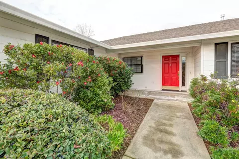 4470 Oak Glen Dr, Redding, CA 96001 photo 2