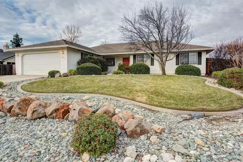 4470 Oak Glen Dr, Redding, CA 96001 photo 1