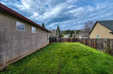 1896 Lakeside Dr, Redding, CA 96001 photo 57