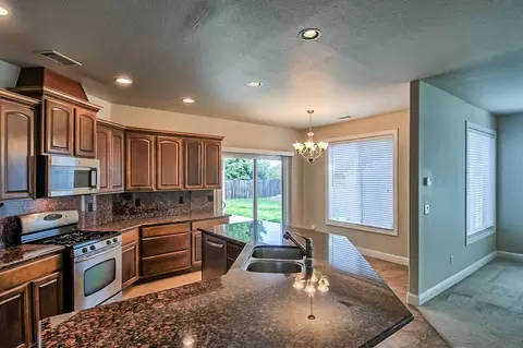 1896 Lakeside Dr, Redding, CA 96001 photo 18