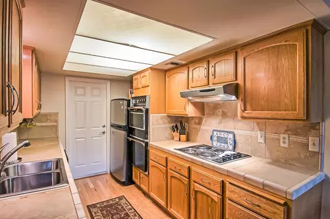 1910 Bechelli Ln, Redding, CA 96002 photo 4