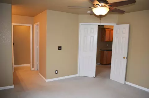 951 Montcrest Dr, Redding, CA 96003 photo 11