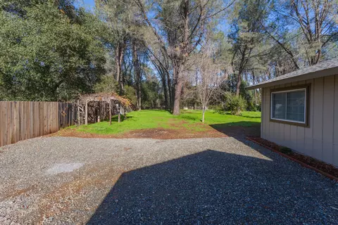 16320 Craig Ln, Anderson, CA 96007 photo 21