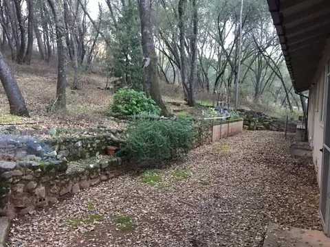 9946 Harley Leighton Rd, Redding, CA 96003 photo 5