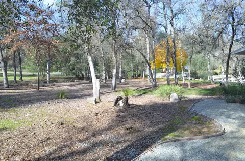 20163 Los Palos Dr, Redding, CA 96003 photo 48