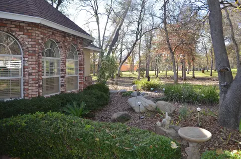 20163 Los Palos Dr, Redding, CA 96003 photo 7