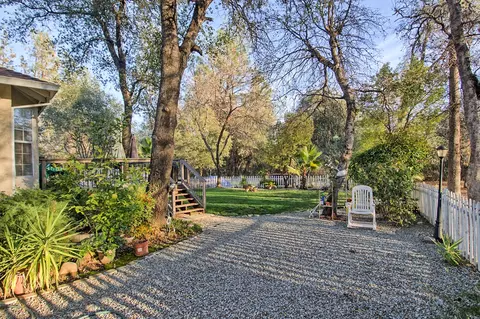 20163 Los Palos Dr, Redding, CA 96003 photo 57