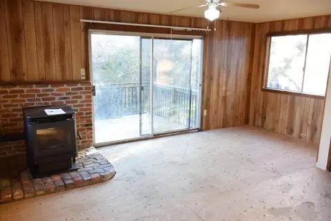 2439 Placer St, Redding, CA 96001 photo 5