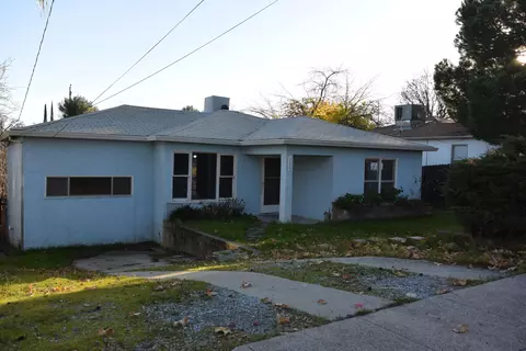 2439 Placer St, Redding, CA 96001 photo 1