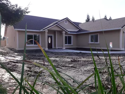 511 Antoinette Ct, Red Bluff, CA 96080 photo 4