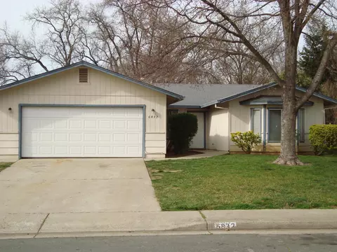 6832 Hemlock St, Redding, CA 96001 photo 1